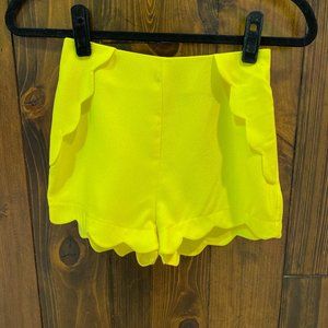 Lemon-Yellow Scallop-Trimmed Shorts- Small